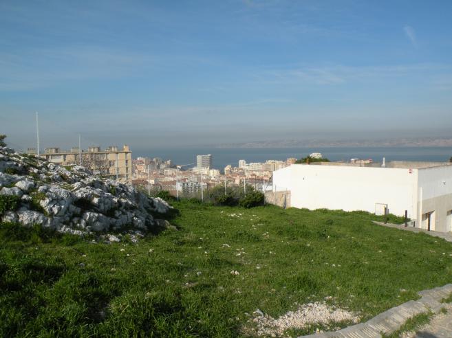 vue panoramique sur Marseille et la mer